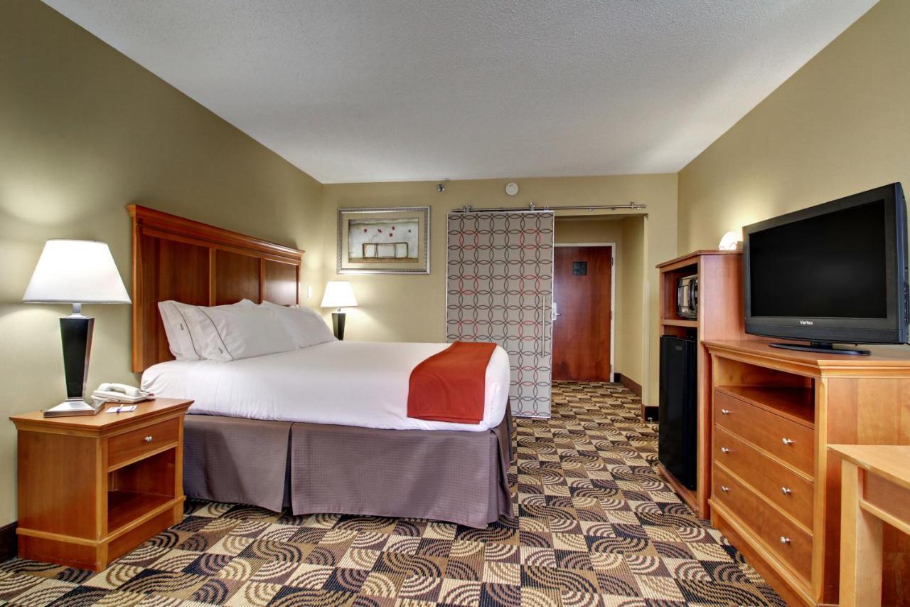 Holiday Inn Express Hurricane Mills Waverly By Ihg Exterior photo